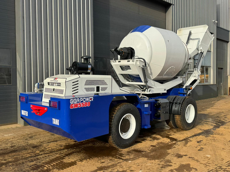 Giga power GW5500 4x4 Self Loading Concrete Mixer - Камион миксер за бетон: слика 5 Giga power GW5500 4x4 Self Loading Concrete Mixer - Камион миксер за бетон: слика 5