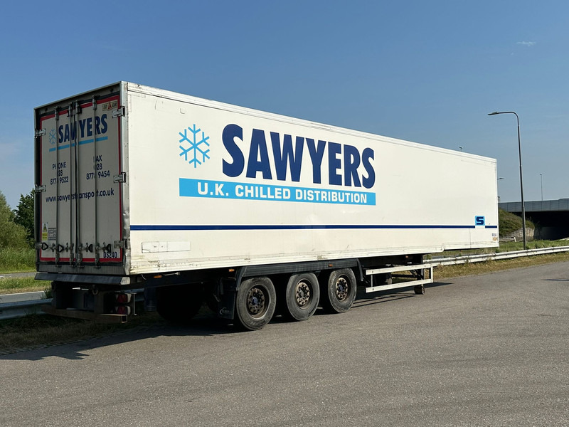 Gray and Adams Meat Hook Thermo King SLXE 400 - Полуприколка ладилник: слика 4 Gray and Adams Meat Hook Thermo King SLXE 400 - Полуприколка ладилник: слика 4