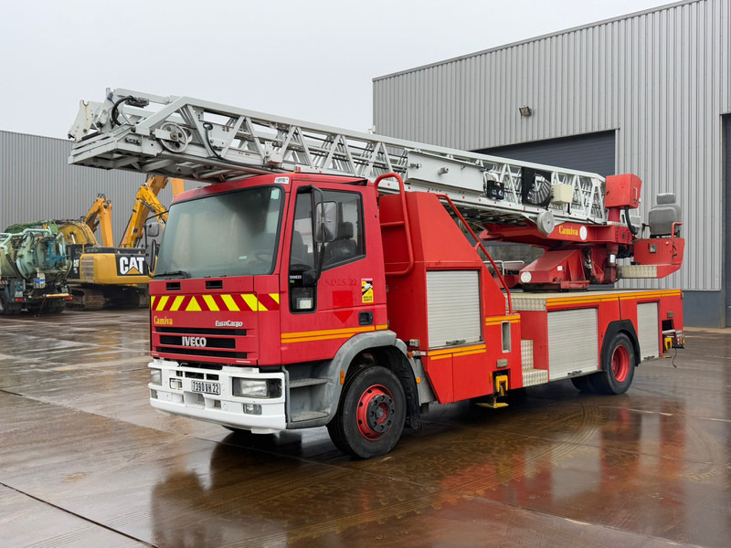 Iveco 130E23 4x2 Firetruck - Противпожарен камион: слика 1 Iveco 130E23 4x2 Firetruck - Противпожарен камион: слика 1