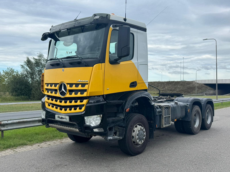 MERCEDESBENZ AROCS 3345 - Камион влекач: слика 1 MERCEDESBENZ AROCS 3345 - Камион влекач: слика 1