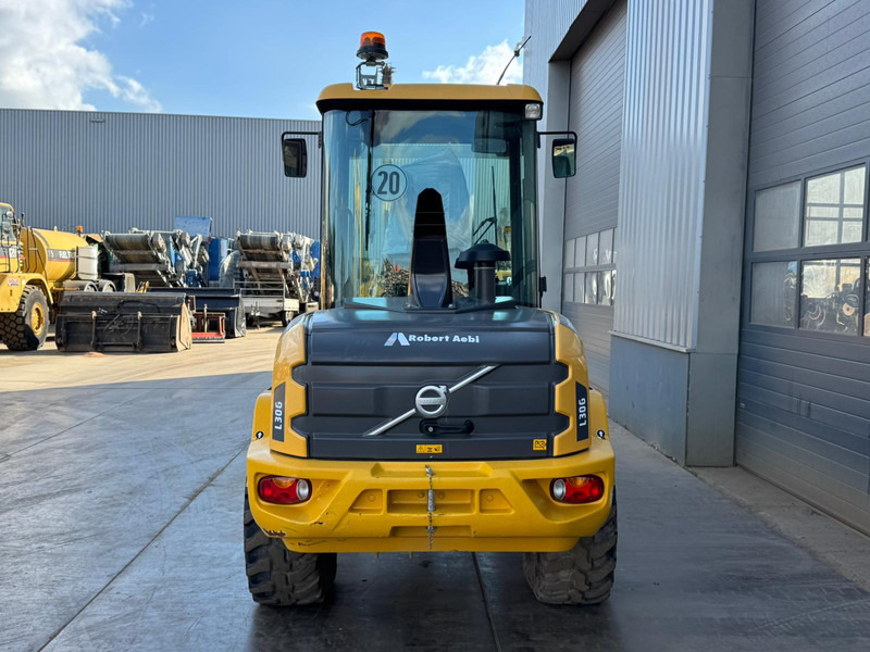 Volvo L30G - Натоварувач на тркала: слика 4 Volvo L30G - Натоварувач на тркала: слика 4