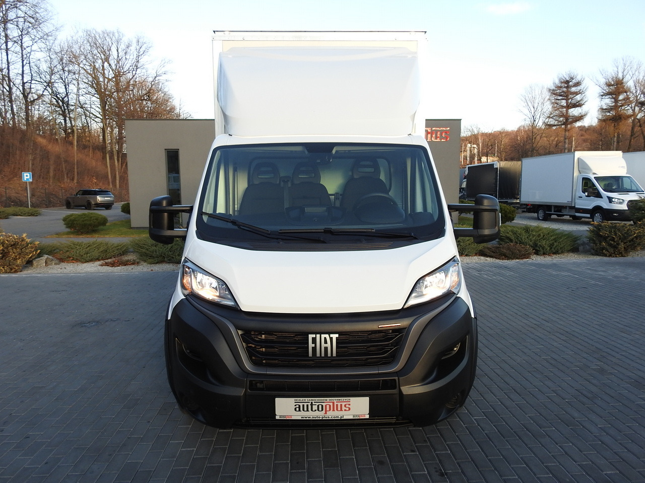 FIAT DUCATO BOX LIFT 8 PALLETS CRUISE CONTROL AIR CONDITIONING 180HP - Комбе фургон: слика 5 FIAT DUCATO BOX LIFT 8 PALLETS CRUISE CONTROL AIR CONDITIONING 180HP - Комбе фургон: слика 5