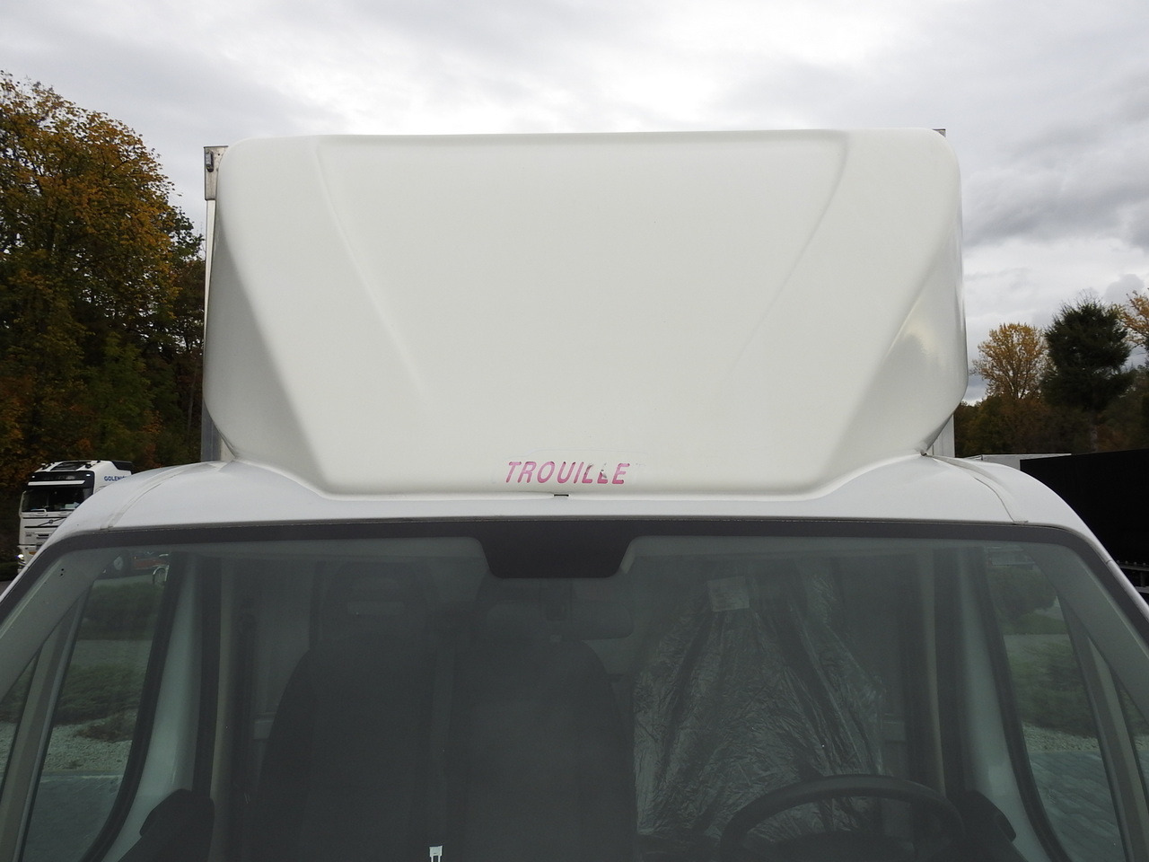 Комбе фургон FIAT DUCATO BOX LIFT 8 PALLETS CRUISE CONTROL NAVIGATION AIR CONDITIONING LED LIGHTS 130HP: слика 15 Комбе фургон FIAT DUCATO BOX LIFT 8 PALLETS CRUISE CONTROL NAVIGATION AIR CONDITIONING LED LIGHTS 130HP: слика 15