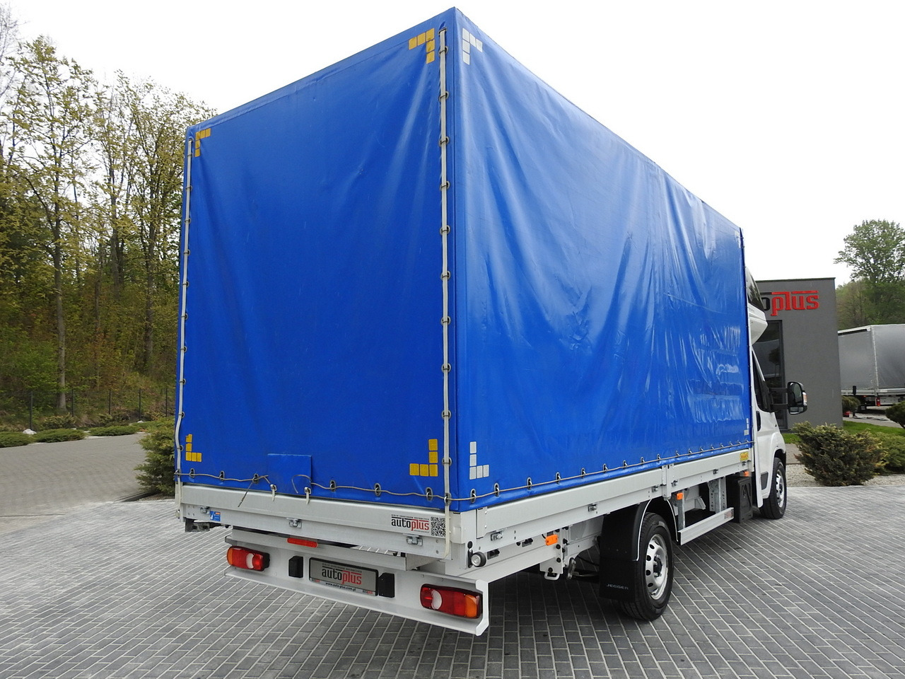 FIAT DUCATO TARPAULIN 10 PALLETS WEBASTO CRUISE CONTROL AIR CONDITIONING 180HP - Комбе со церада: слика 3 FIAT DUCATO TARPAULIN 10 PALLETS WEBASTO CRUISE CONTROL AIR CONDITIONING 180HP - Комбе со церада: слика 3