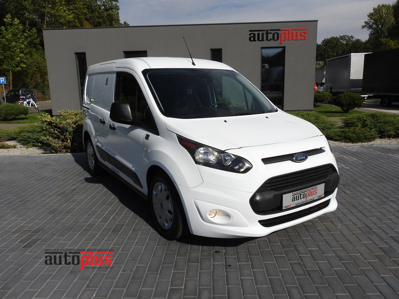 FORD TRANSIT CONNECT VAN CRUISE CONTROL NAVIGATION AIR CONDITIONING 100HP - Товарно комбе: слика 1 FORD TRANSIT CONNECT VAN CRUISE CONTROL NAVIGATION AIR CONDITIONING 100HP - Товарно комбе: слика 1