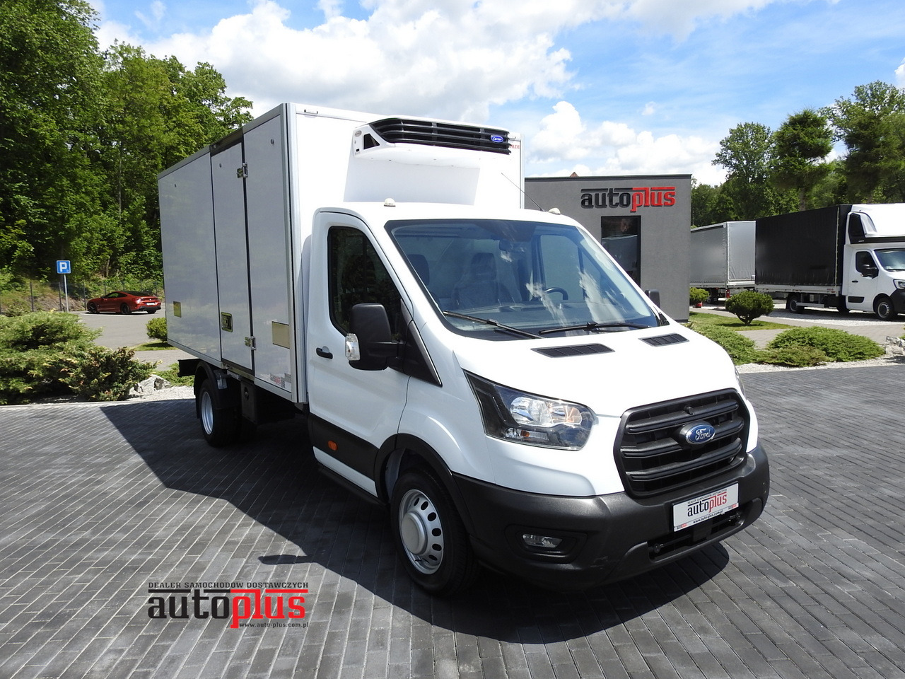 FORD TRANSIT REGRIGERATOR BOX 0*C POWER SUPPLY 230V CRUISE CONTROL AIR CONDITIONING TWIN WHEELS 170HP - Комбе ладилник: слика 1 FORD TRANSIT REGRIGERATOR BOX 0*C POWER SUPPLY 230V CRUISE CONTROL AIR CONDITIONING TWIN WHEELS 170HP - Комбе ладилник: слика 1