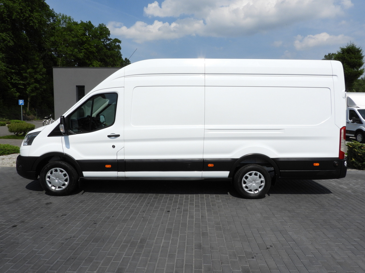 Товарно комбе FORD TRANSIT  VAN CRUISE CONTROL LED LIGHTS AIR CONDITIONING  130HP: слика 9
