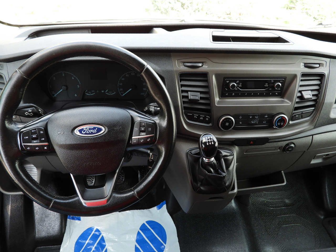 Товарно комбе FORD TRANSIT  VAN CRUISE CONTROL LED LIGHTS AIR CONDITIONING  130HP: слика 26