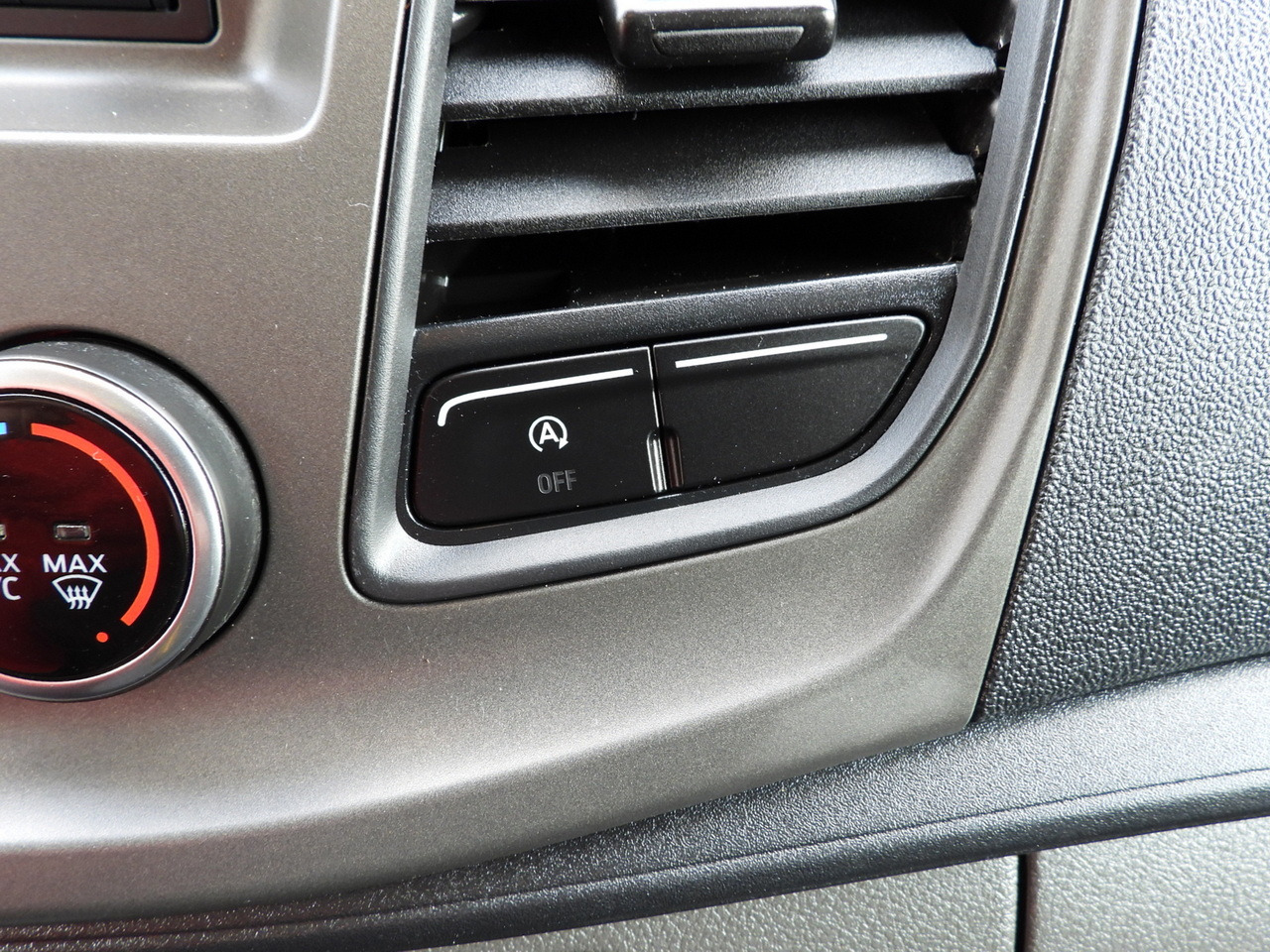 Товарно комбе FORD TRANSIT  VAN CRUISE CONTROL LED LIGHTS AIR CONDITIONING  130HP: слика 35