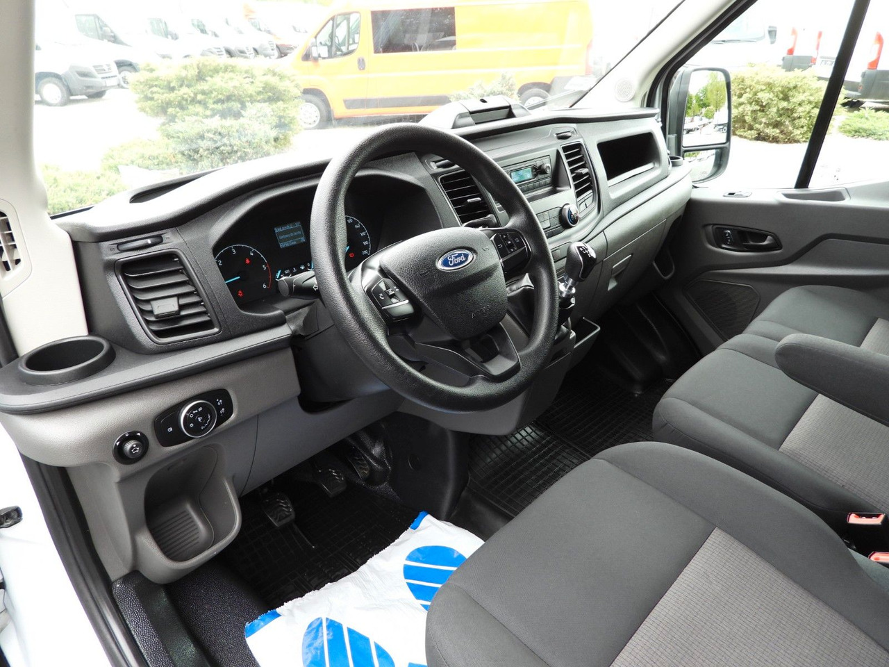 Ford TRANSIT KASTENWAGEN TEMPOMAT KLIMAANLAGE 130PS - Товарно комбе: слика 2 Ford TRANSIT KASTENWAGEN TEMPOMAT KLIMAANLAGE 130PS - Товарно комбе: слика 2