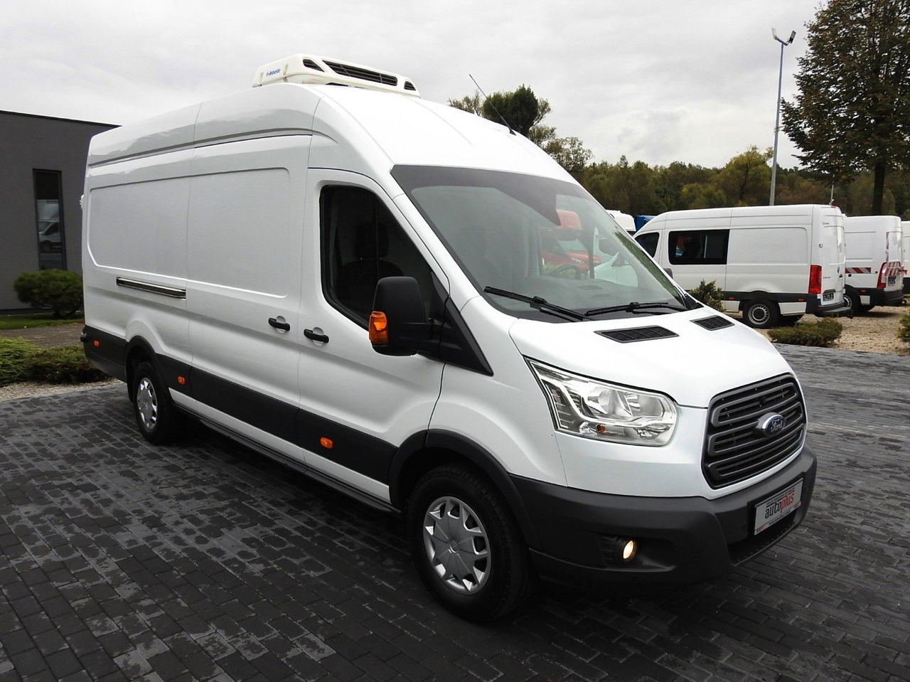 Ford TRANSIT KÜHLKASTENWAGEN 0*C HEIZFUNKTION Ford TRANSIT KÜHLKASTENWAGEN 0*C HEIZFUNKTION - Комбе ладилник: слика 4 Ford TRANSIT KÜHLKASTENWAGEN 0*C HEIZFUNKTION Ford TRANSIT KÜHLKASTENWAGEN 0*C HEIZFUNKTION - Комбе ладилник: слика 4