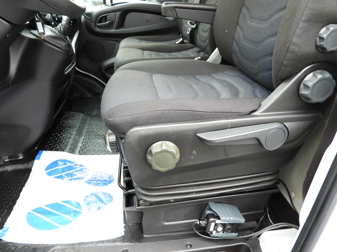 Комби кипер IVECO DAILY 35C14 TIPPER CRUISE CONTROL TWIN WHEELS  140HP: слика 30