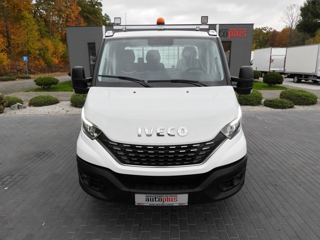 IVECO DAILY 35C21 TIPPER CRUISE CONTROL NAVIGATION LED LIGHTS AUTOMATIC TRANSMISSION TWIN WHEELS AIR CONDITIONING 210HP - Комби кипер: слика 5 IVECO DAILY 35C21 TIPPER CRUISE CONTROL NAVIGATION LED LIGHTS AUTOMATIC TRANSMISSION TWIN WHEELS AIR CONDITIONING 210HP - Комби кипер: слика 5