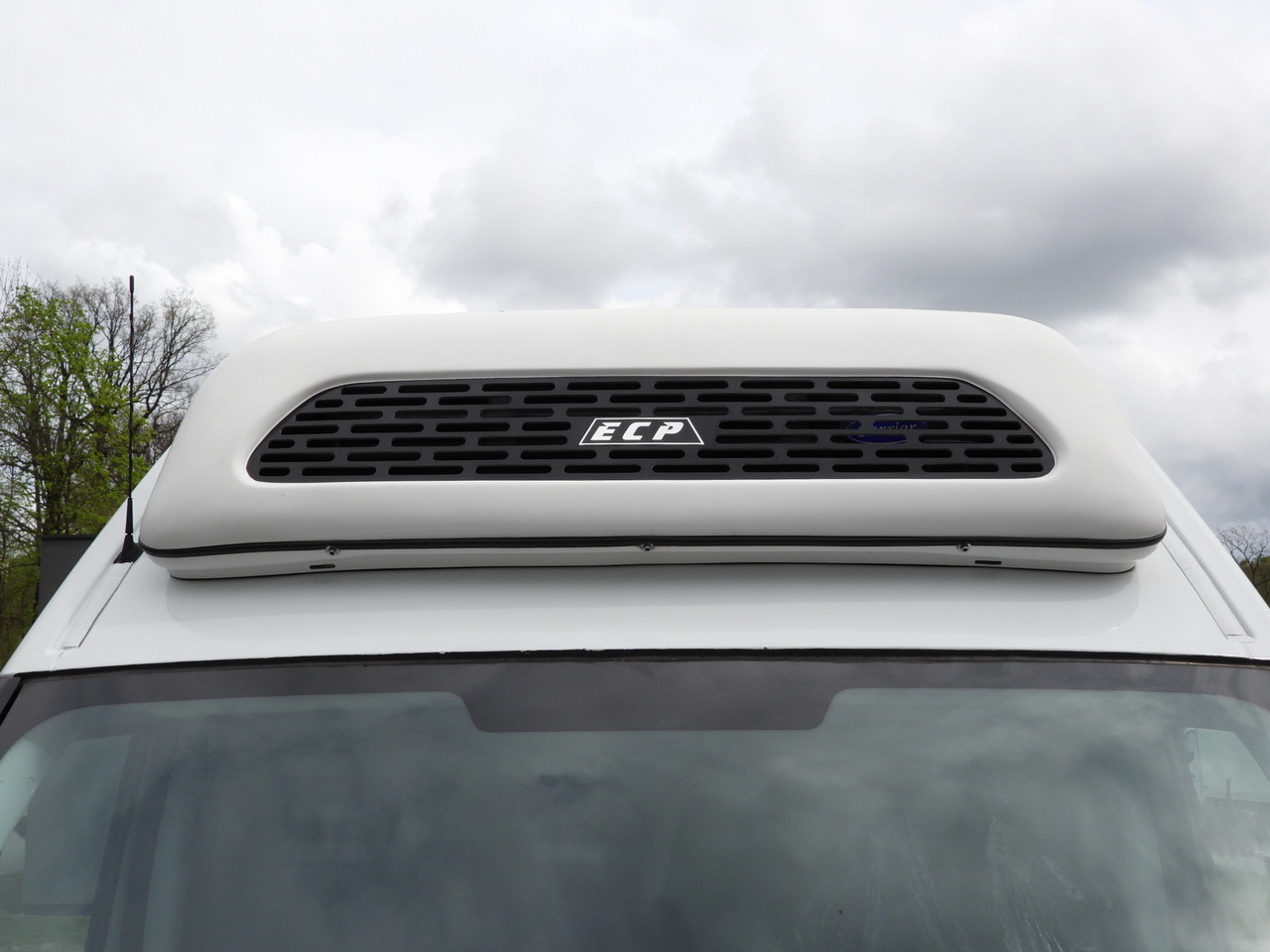 Комбе ладилник IVECO DAILY 35S14 REFRIGERATOR VAN 0*C POWER SUPPLY 230V CRUISE CONTROL AUTOMATIC TRANSMISSION HI-MATIC AIR CONDITIONING  140HP: слика 22