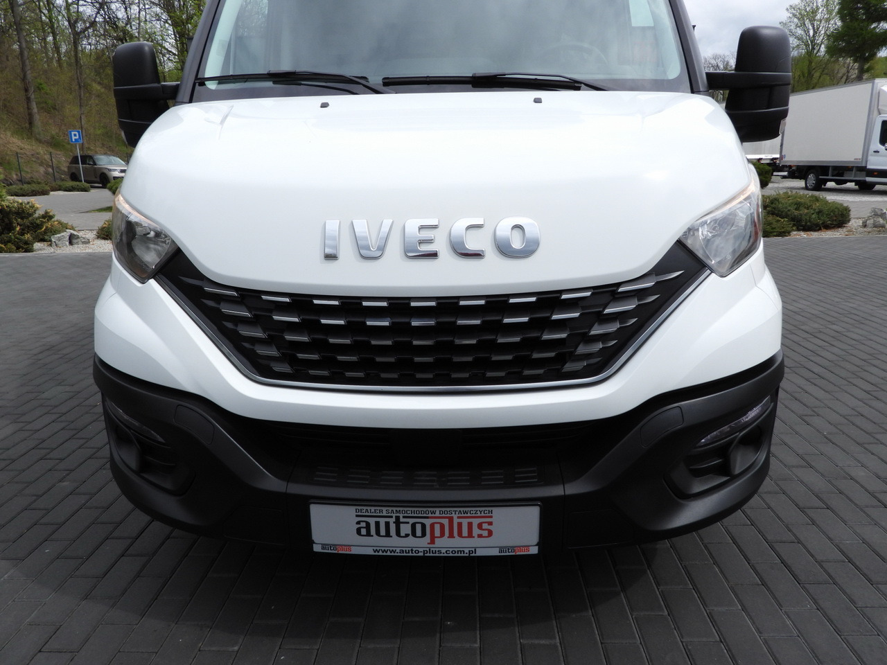 Комбе ладилник IVECO DAILY 35S14 REFRIGERATOR VAN 0*C POWER SUPPLY 230V CRUISE CONTROL AUTOMATIC TRANSMISSION HI-MATIC AIR CONDITIONING  140HP: слика 21
