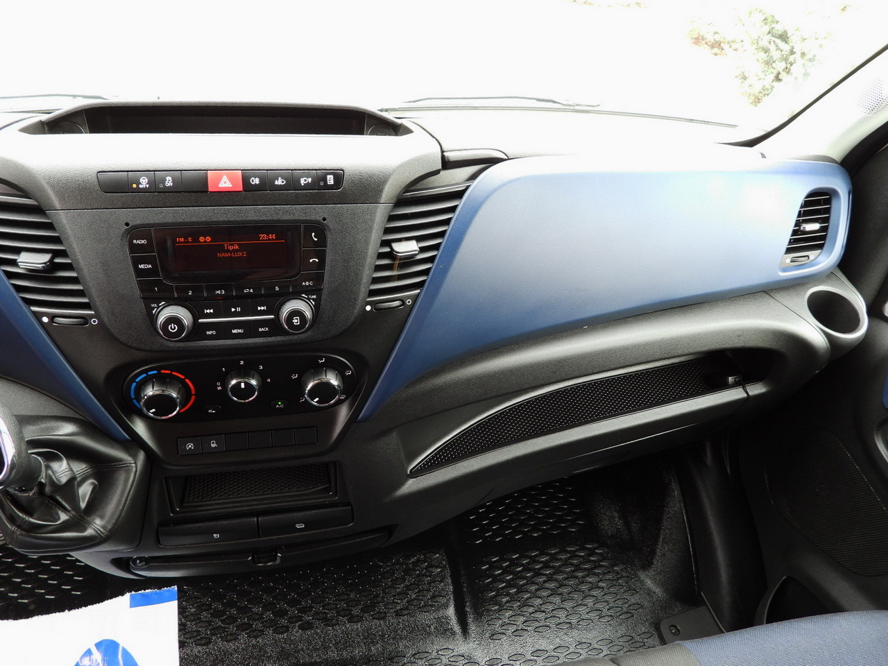 Комбе ладилник IVECO DAILY 35S14 REFRIGERATOR VAN 0*C POWER SUPPLY 230V CRUISE CONTROL AUTOMATIC TRANSMISSION HI-MATIC AIR CONDITIONING  140HP: слика 41