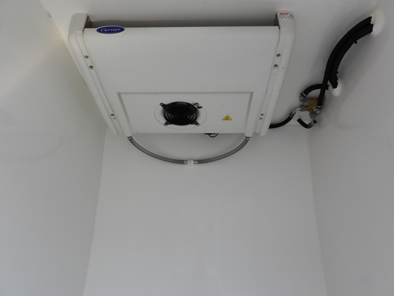 Комбе ладилник IVECO DAILY 35S14 REFRIGERATOR VAN 0*C POWER SUPPLY 230V CRUISE CONTROL AUTOMATIC TRANSMISSION HI-MATIC AIR CONDITIONING  140HP: слика 29