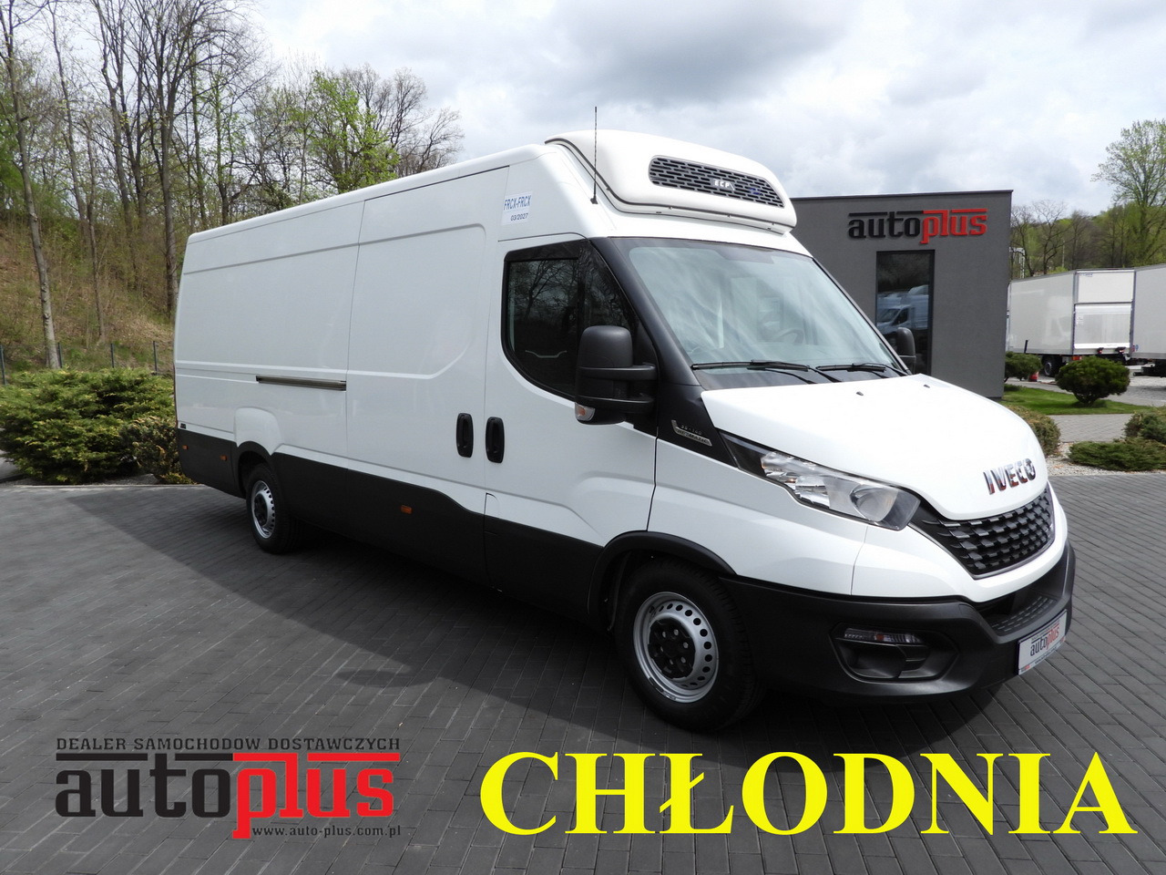 IVECO DAILY 35S14 REFRIGERATOR VAN 0*C POWER SUPPLY 230V CRUISE CONTROL AUTOMATIC TRANSMISSION HI-MATIC AIR CONDITIONING 140HP - Комбе ладилник: слика 1 IVECO DAILY 35S14 REFRIGERATOR VAN 0*C POWER SUPPLY 230V CRUISE CONTROL AUTOMATIC TRANSMISSION HI-MATIC AIR CONDITIONING 140HP - Комбе ладилник: слика 1