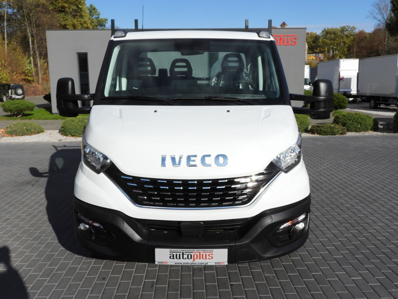 IVECO DAILY 35S14 STAKE BODY 8 PALLETS CRUISE CONTROL AIR CONDITIONING 140HP - Комбе со отворен сандак: слика 5 IVECO DAILY 35S14 STAKE BODY 8 PALLETS CRUISE CONTROL AIR CONDITIONING 140HP - Комбе со отворен сандак: слика 5