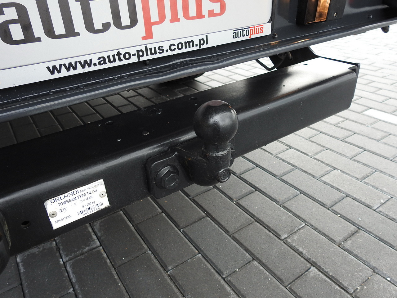 Комби со двојна кабина IVECO DAILY 35S15 STAKE BODY DOUBLE CABIN DOKA 7 SEATS AIR CONDITIONING  150HP: слика 23