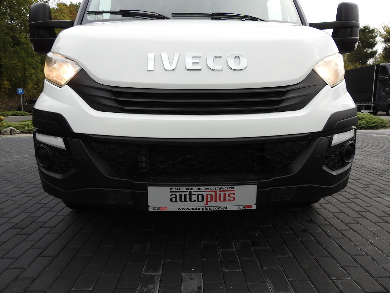 Комби со двојна кабина IVECO DAILY 35S15 STAKE BODY DOUBLE CABIN DOKA 7 SEATS AIR CONDITIONING  150HP: слика 14