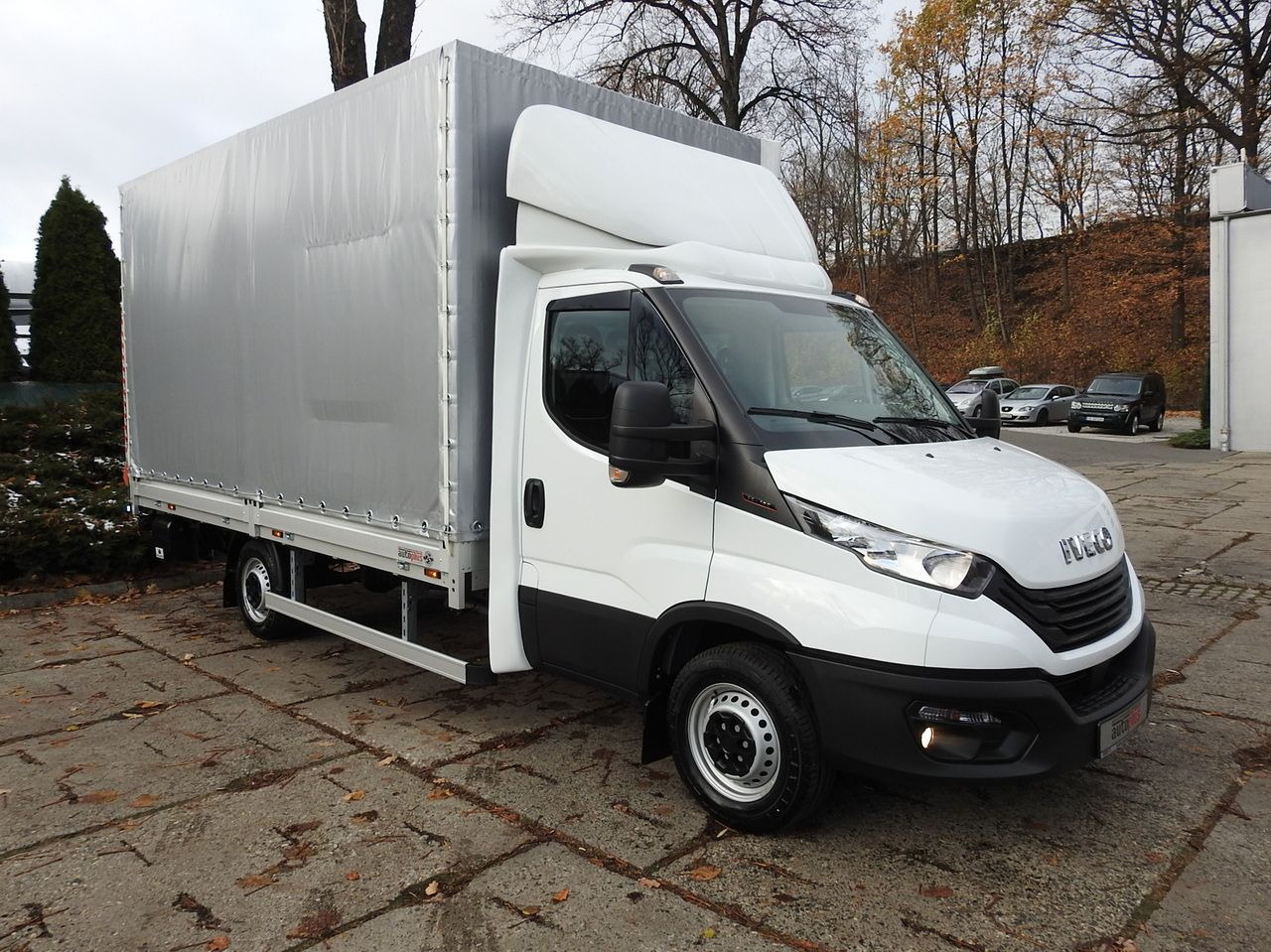 IVECO DAILY 35S16 NEW TARPAULIN LIFT 8 PALLETS CRUISE CONTROL AIR CONDITIONING 160HP - Комбе со церада: слика 4 IVECO DAILY 35S16 NEW TARPAULIN LIFT 8 PALLETS CRUISE CONTROL AIR CONDITIONING 160HP - Комбе со церада: слика 4