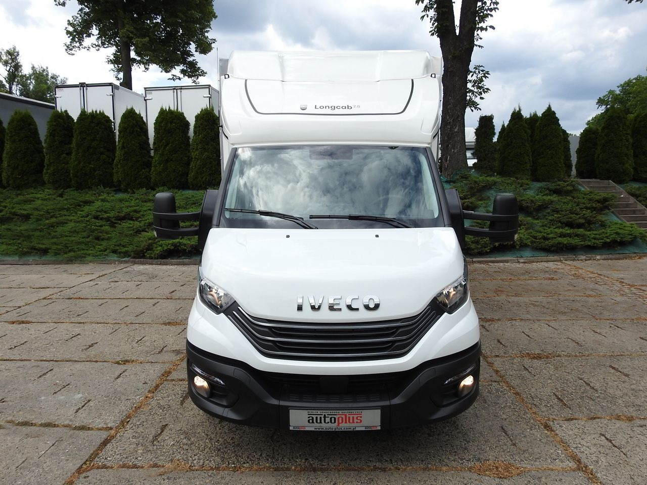 Нов Комбе со церада IVECO DAILY 35S18 NEW TARPAULIN WEBASTO CRUISE CONTROL AIR CONDITIONING 180HP: слика 5