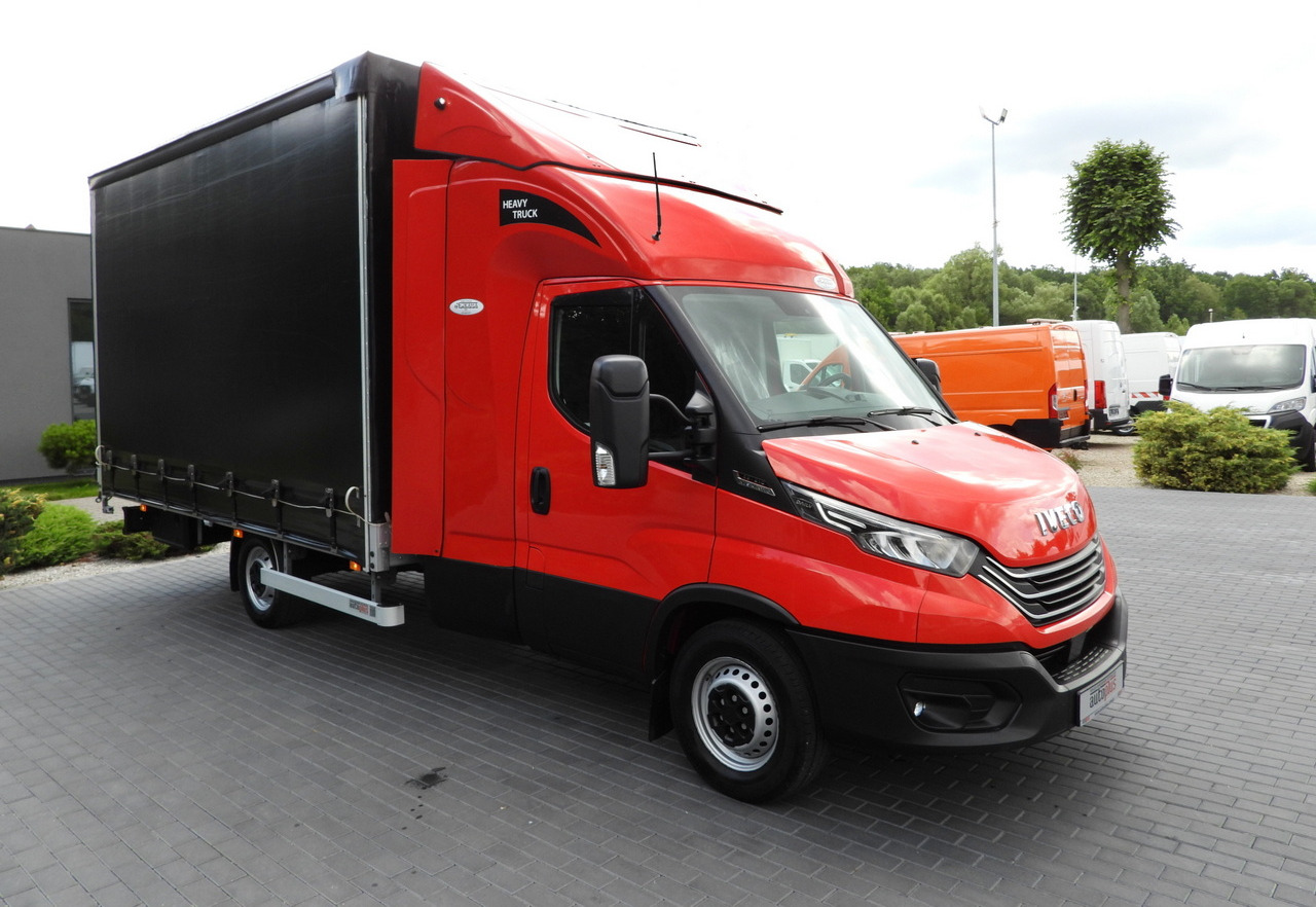 IVECO DAILY 35S21 TARPAULIN 10 PALLETS WEBASTO CRUISE CONTROL NAVIGATION LED LIGHTS PNEUMATICS AUTOMATIC TRANSMISSION HI-MATIC AIR CONDITIONING 210HP - Комбе со церада: слика 4 IVECO DAILY 35S21 TARPAULIN 10 PALLETS WEBASTO CRUISE CONTROL NAVIGATION LED LIGHTS PNEUMATICS AUTOMATIC TRANSMISSION HI-MATIC AIR CONDITIONING 210HP - Комбе со церада: слика 4