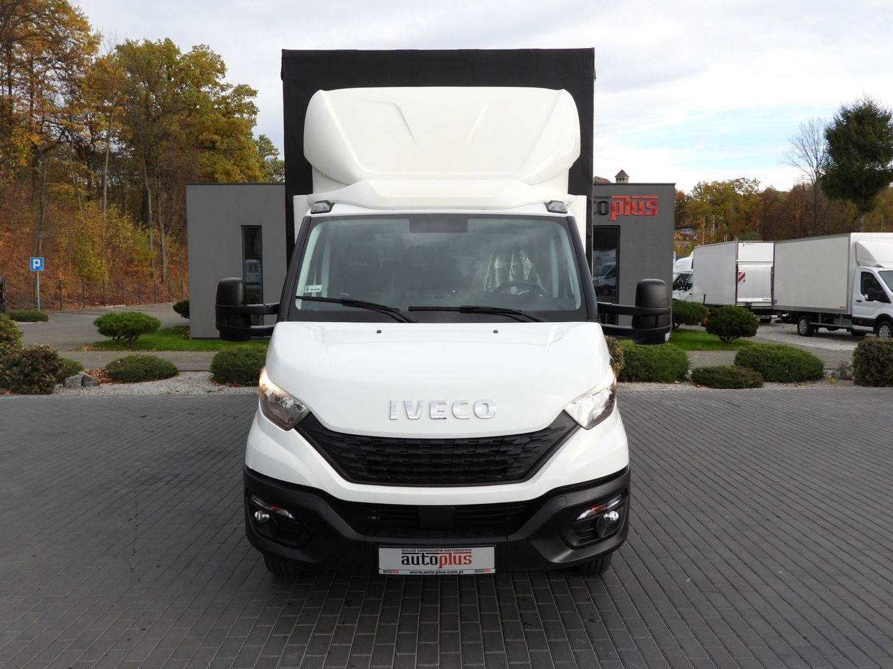 IVECO DAILY 50C17 TARPAULIN 10 PALLETS CRUISE CONTROL PNEUMATICS TWIN WHEELS AIR CONDITIONING 180HP - Комбе со церада: слика 5 IVECO DAILY 50C17 TARPAULIN 10 PALLETS CRUISE CONTROL PNEUMATICS TWIN WHEELS AIR CONDITIONING 180HP - Комбе со церада: слика 5