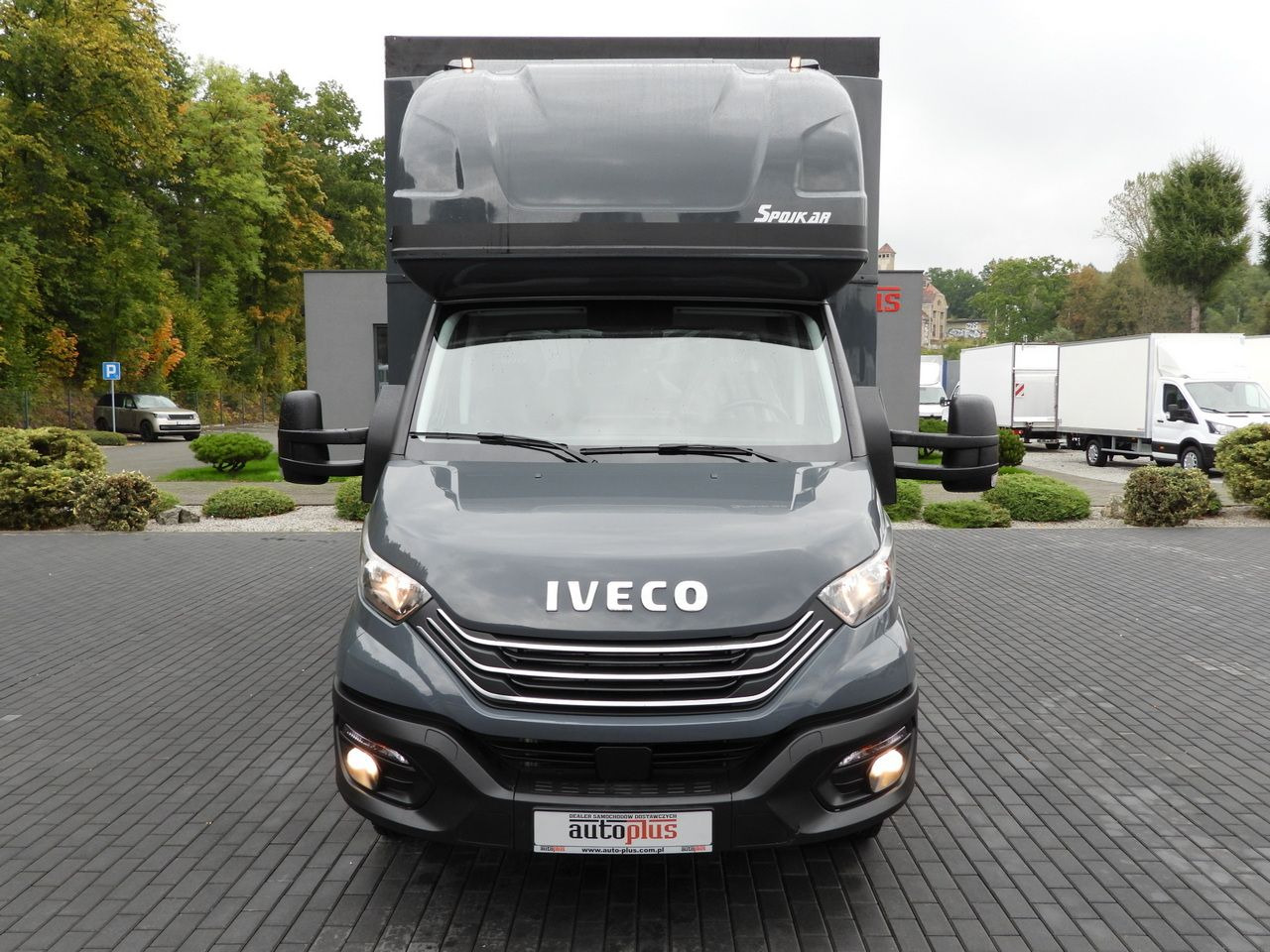 IVECO DAILY 50C18 TARPAULIN 14 PALLETS WEBASTO CRUISE CONTROL PNEUMATICS TWIN WHEELS AIR CONDITIONING 180HP - Комбе со церада: слика 5 IVECO DAILY 50C18 TARPAULIN 14 PALLETS WEBASTO CRUISE CONTROL PNEUMATICS TWIN WHEELS AIR CONDITIONING 180HP - Комбе со церада: слика 5