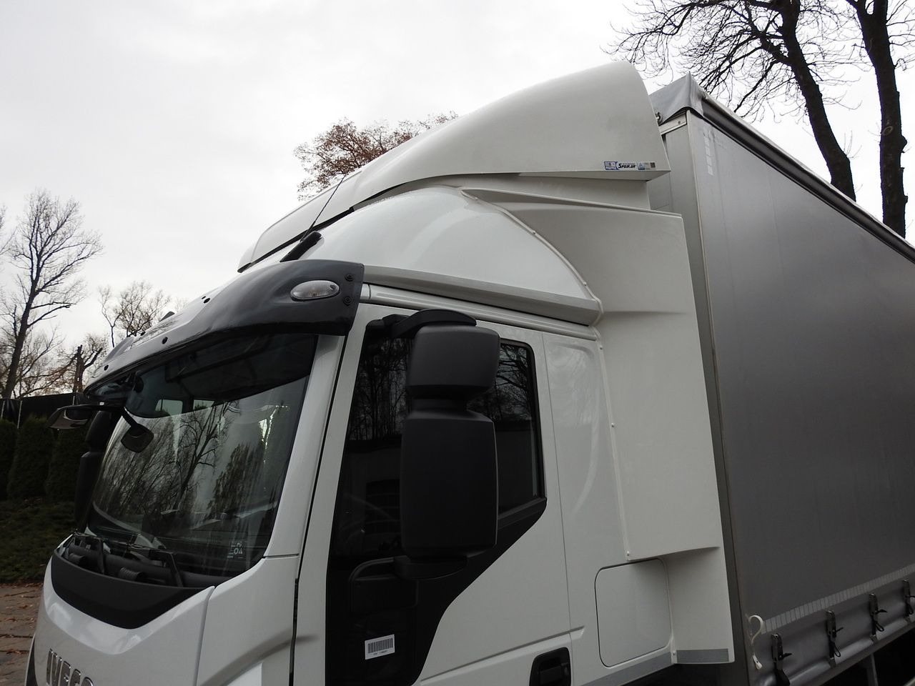 Нов Комбе со церада IVECO EUROCARGO 120-250 NEW TARPAULIN LIFT 18 PALLETS WEBASTO CRUISE CONTROL AIR CONDITIONING LED LIGHTS PNEUMATICS AUTOMATIC TRANSMISSION HI-MATIC 250HP: слика 26