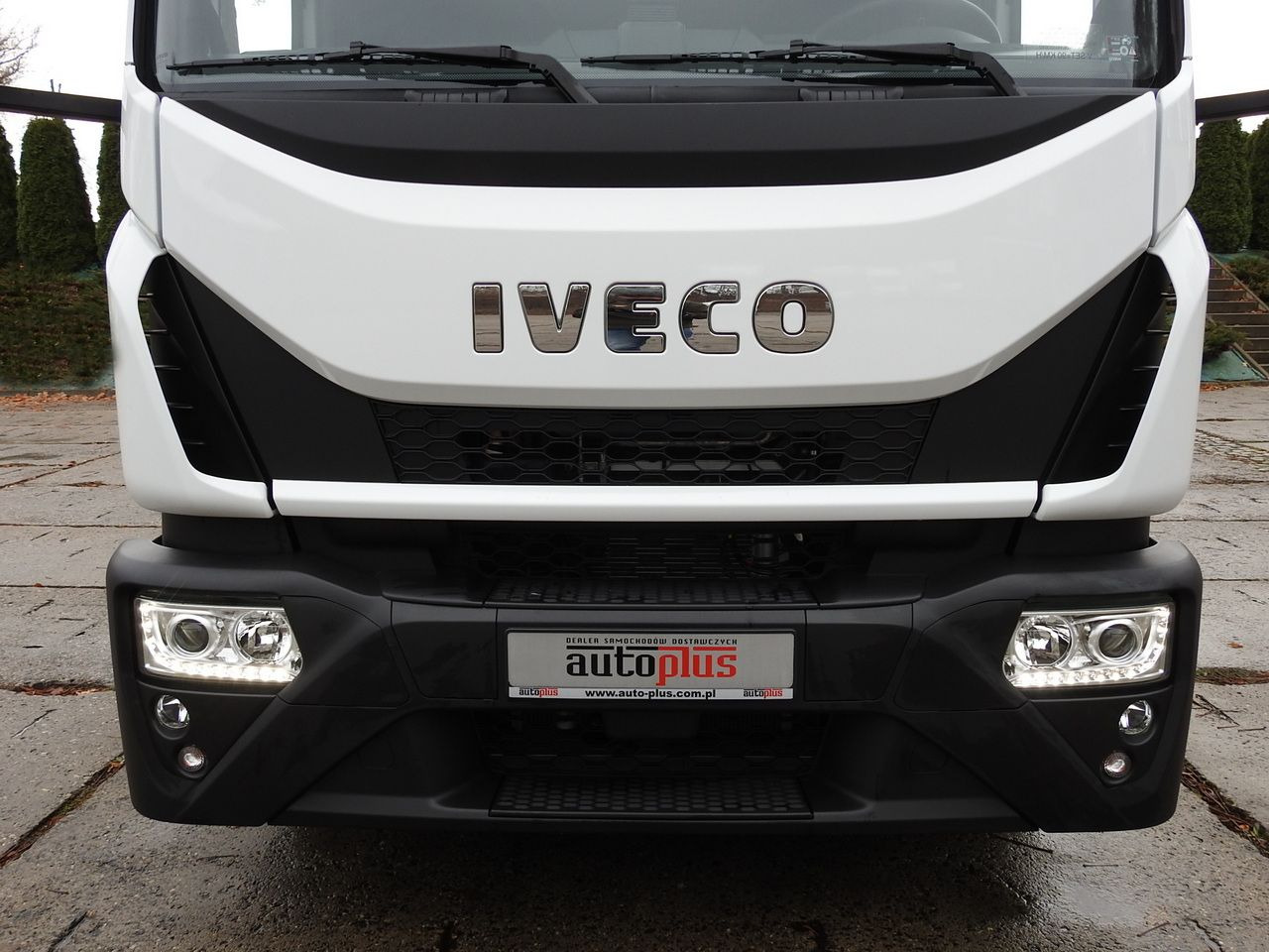 Нов Комбе со церада IVECO EUROCARGO 120-250 NEW TARPAULIN LIFT 18 PALLETS WEBASTO CRUISE CONTROL AIR CONDITIONING LED LIGHTS PNEUMATICS AUTOMATIC TRANSMISSION HI-MATIC 250HP: слика 19