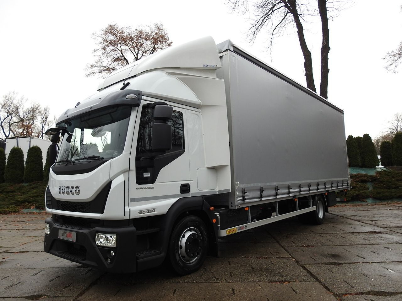 Нов Комбе со церада IVECO EUROCARGO 120-250 NEW TARPAULIN LIFT 18 PALLETS WEBASTO CRUISE CONTROL AIR CONDITIONING LED LIGHTS PNEUMATICS AUTOMATIC TRANSMISSION HI-MATIC 250HP: слика 32