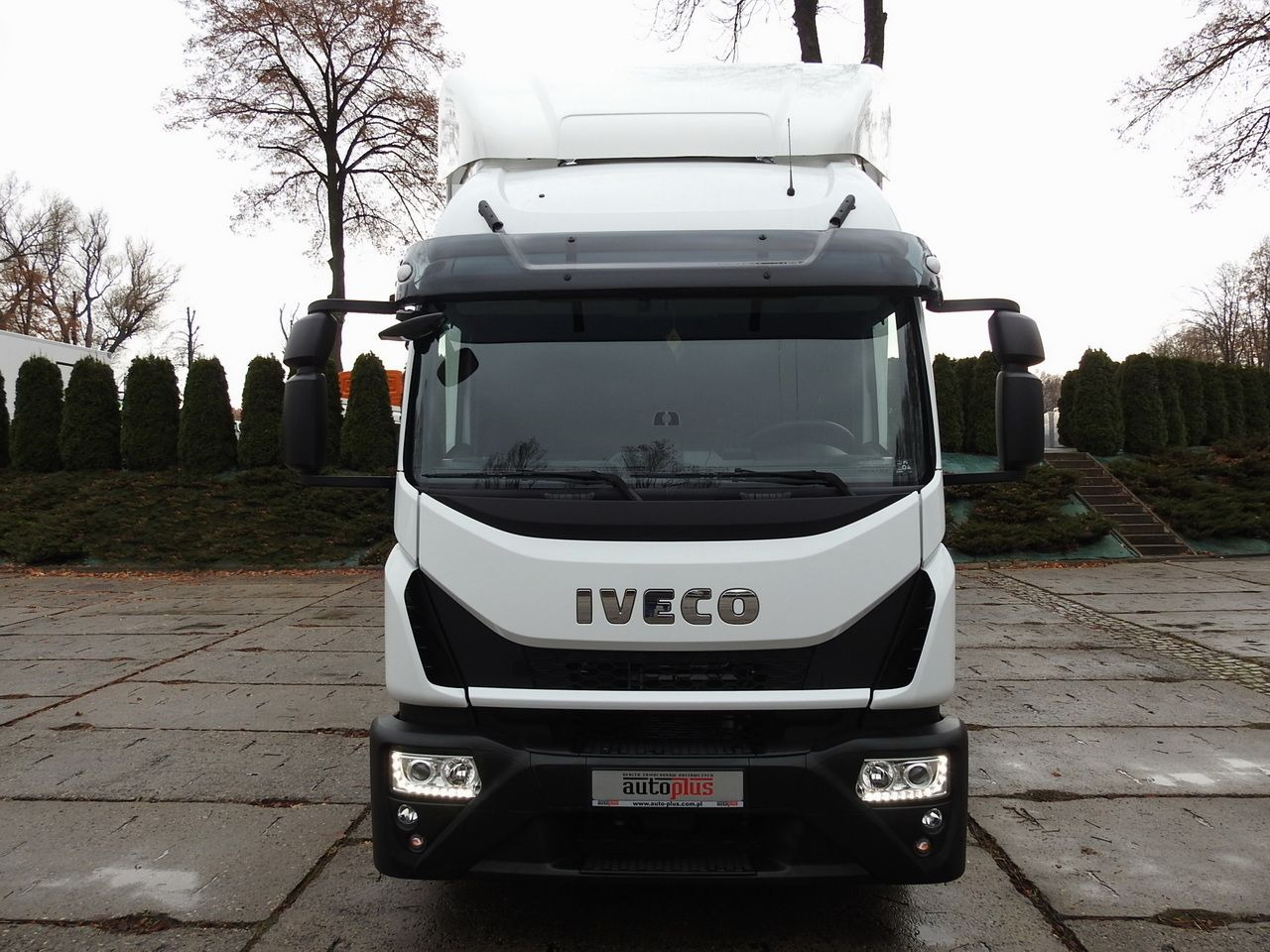 Нов Комбе со церада IVECO EUROCARGO 120-250 NEW TARPAULIN LIFT 18 PALLETS WEBASTO CRUISE CONTROL AIR CONDITIONING LED LIGHTS PNEUMATICS AUTOMATIC TRANSMISSION HI-MATIC 250HP: слика 5