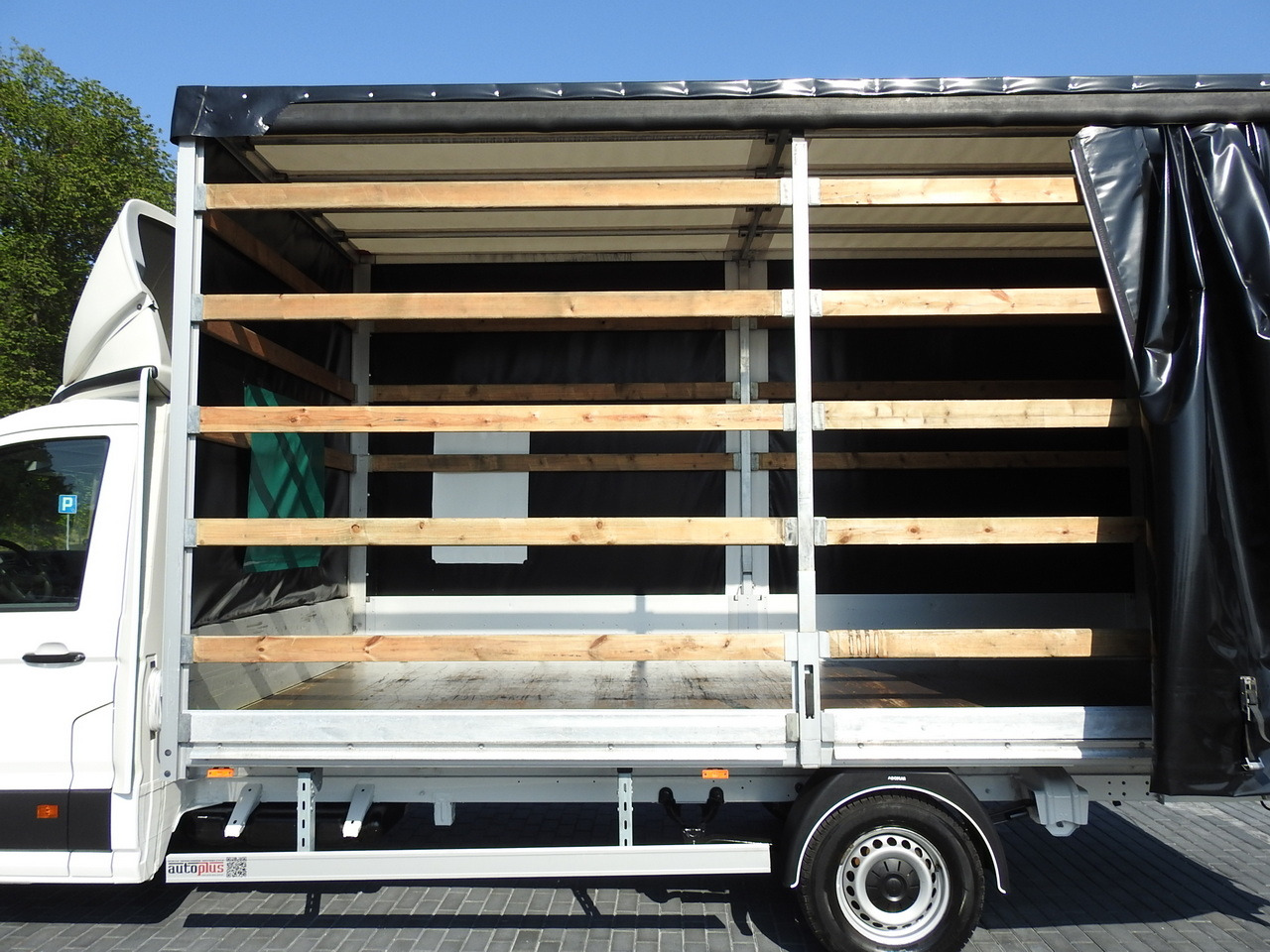 Комбе со церада MAN TGE TARPAULIN 10 PALLETS AIR CONDITIONING 180HP: слика 25 Комбе со церада MAN TGE TARPAULIN 10 PALLETS AIR CONDITIONING 180HP: слика 25