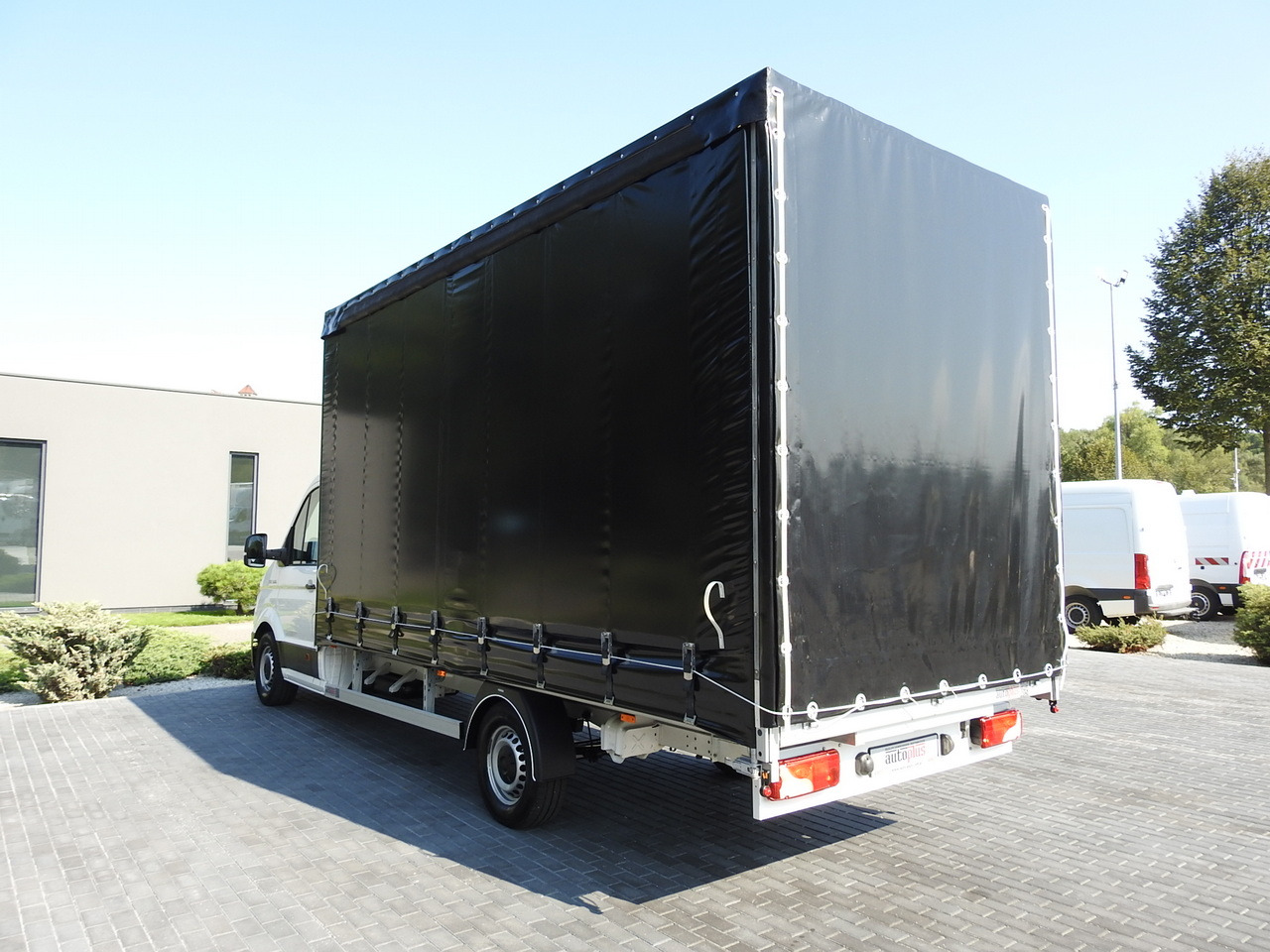 Комбе со церада MAN TGE TARPAULIN 10 PALLETS AIR CONDITIONING 180HP: слика 10 Комбе со церада MAN TGE TARPAULIN 10 PALLETS AIR CONDITIONING 180HP: слика 10