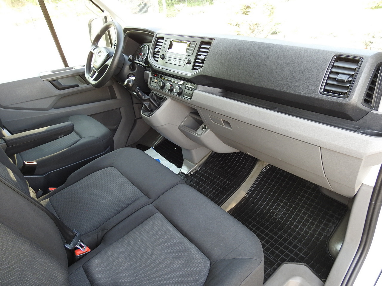 Комбе со церада MAN TGE TARPAULIN 10 PALLETS AIR CONDITIONING 180HP: слика 44 Комбе со церада MAN TGE TARPAULIN 10 PALLETS AIR CONDITIONING 180HP: слика 44