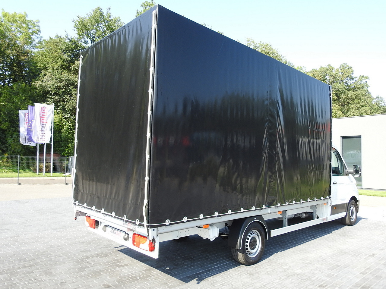Комбе со церада MAN TGE TARPAULIN 10 PALLETS AIR CONDITIONING 180HP: слика 13 Комбе со церада MAN TGE TARPAULIN 10 PALLETS AIR CONDITIONING 180HP: слика 13