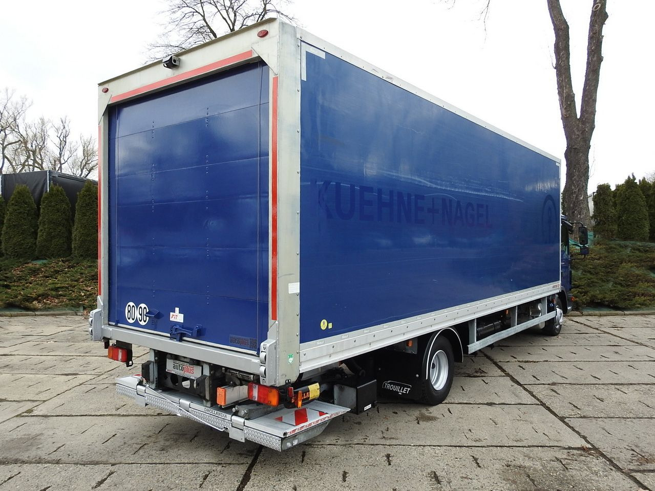 MAN TGL 12.220 BOX LIFT 18 PALLETS CRUISE CONTROLAIR CONDITIONING PNEUMATICS AUTOMATIC TWIN WHEELS 220HP - Комбе фургон: слика 3 MAN TGL 12.220 BOX LIFT 18 PALLETS CRUISE CONTROLAIR CONDITIONING PNEUMATICS AUTOMATIC TWIN WHEELS 220HP - Комбе фургон: слика 3