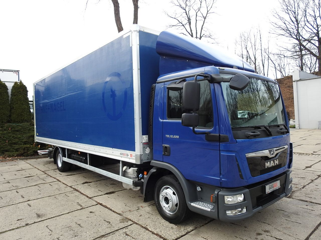 MAN TGL 12.220 BOX LIFT 18 PALLETS CRUISE CONTROLAIR CONDITIONING PNEUMATICS AUTOMATIC TWIN WHEELS  220HP - Комбе фургон: слика 4 MAN TGL 12.220 BOX LIFT 18 PALLETS CRUISE CONTROLAIR CONDITIONING PNEUMATICS AUTOMATIC TWIN WHEELS  220HP - Комбе фургон: слика 4