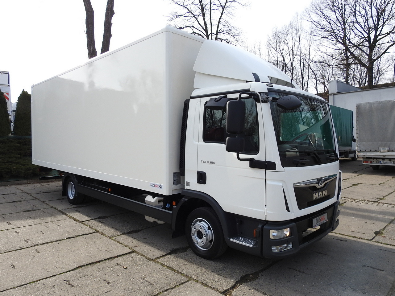 MAN TGL 8.18 BOX 16 PALLETS CRUISE CONTROL TWIN WHEELS 180HP - Комбе фургон: слика 4 MAN TGL 8.18 BOX 16 PALLETS CRUISE CONTROL TWIN WHEELS 180HP - Комбе фургон: слика 4