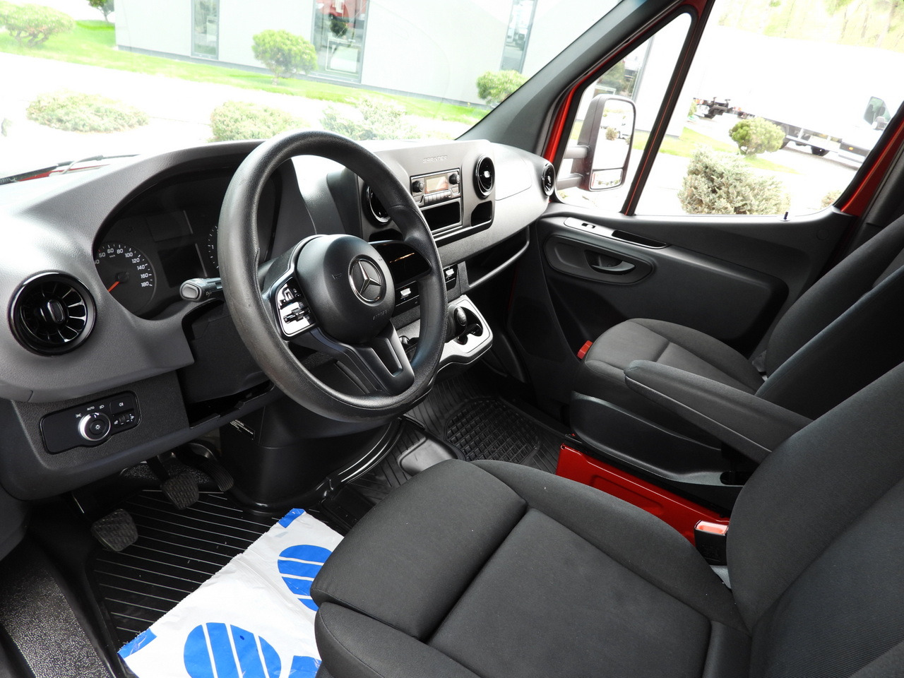 MERCEDES SPRINTER 316 8 PALLETS TARPAULIN LIFT CRUISE CONTROL AIR CONDITIONING 160HP - Комбе со церада: слика 2 MERCEDES SPRINTER 316 8 PALLETS TARPAULIN LIFT CRUISE CONTROL AIR CONDITIONING 160HP - Комбе со церада: слика 2