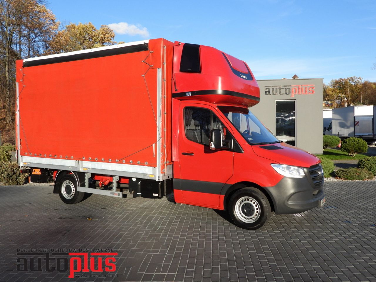 MERCEDES SPRINTER 316 TARPAULIN LIFT 8 PALLETS WEBASTO CRUISE CONTROL AIR CONDITIONING  160HP - Комбе со церада: слика 1 MERCEDES SPRINTER 316 TARPAULIN LIFT 8 PALLETS WEBASTO CRUISE CONTROL AIR CONDITIONING  160HP - Комбе со церада: слика 1