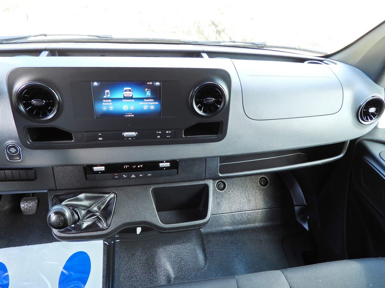 Комбе фургон MERCEDES SPRINTER 514 BOX LIFT 8 PALLETS CRUISE CONTROL TWIN WHEELS AIR CONDITIONING 140HP: слика 31 Комбе фургон MERCEDES SPRINTER 514 BOX LIFT 8 PALLETS CRUISE CONTROL TWIN WHEELS AIR CONDITIONING 140HP: слика 31