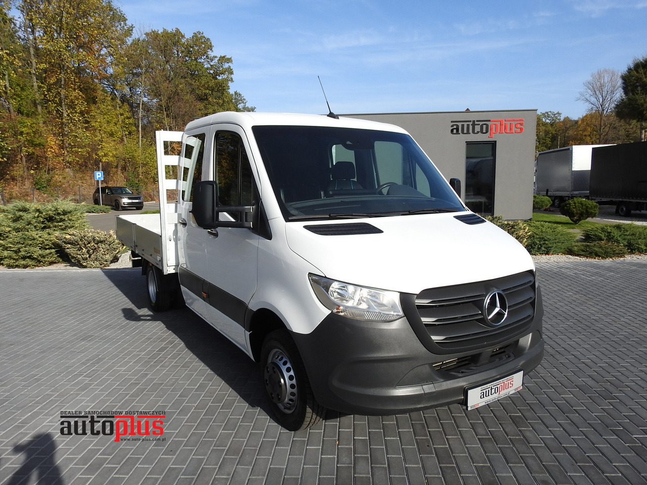 MERCEDES SPRINTER 516 STAKE BODY DOUBLE CABIN DOKA 6 SEATS CRUISE CONTROL AIR CONDITIONING TWIN WHEELS  160HP - Комби со двојна кабина: слика 1 MERCEDES SPRINTER 516 STAKE BODY DOUBLE CABIN DOKA 6 SEATS CRUISE CONTROL AIR CONDITIONING TWIN WHEELS  160HP - Комби со двојна кабина: слика 1