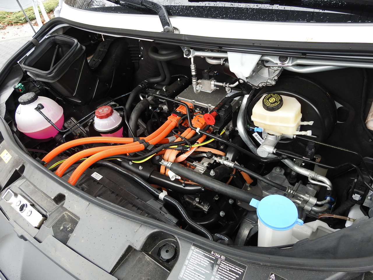 Лизинг на MERCEDES eSprinter NEW ELECTRIC VAN AUTOMATIC TRANSMISSION GUARANTEE 95HP MERCEDES eSprinter NEW ELECTRIC VAN AUTOMATIC TRANSMISSION GUARANTEE 95HP: слика 23 Лизинг на MERCEDES eSprinter NEW ELECTRIC VAN AUTOMATIC TRANSMISSION GUARANTEE 95HP MERCEDES eSprinter NEW ELECTRIC VAN AUTOMATIC TRANSMISSION GUARANTEE 95HP: слика 23