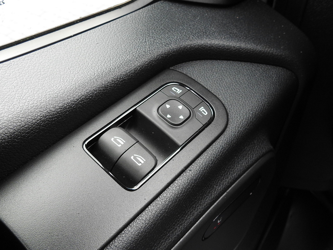 Лизинг на MERCEDES eSprinter NEW ELECTRIC VAN AUTOMATIC TRANSMISSION GUARANTEE 95HP MERCEDES eSprinter NEW ELECTRIC VAN AUTOMATIC TRANSMISSION GUARANTEE 95HP: слика 25 Лизинг на MERCEDES eSprinter NEW ELECTRIC VAN AUTOMATIC TRANSMISSION GUARANTEE 95HP MERCEDES eSprinter NEW ELECTRIC VAN AUTOMATIC TRANSMISSION GUARANTEE 95HP: слика 25