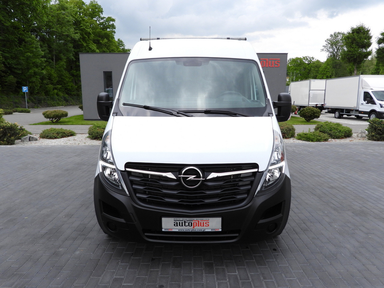 OPEL MOVANO BOX DELIVERY VAN 7 SEATS CRUISE CONTROL LED LIGHTS AIR CONDITIONING 135HP - Товарно комбе: слика 5 OPEL MOVANO BOX DELIVERY VAN 7 SEATS CRUISE CONTROL LED LIGHTS AIR CONDITIONING 135HP - Товарно комбе: слика 5