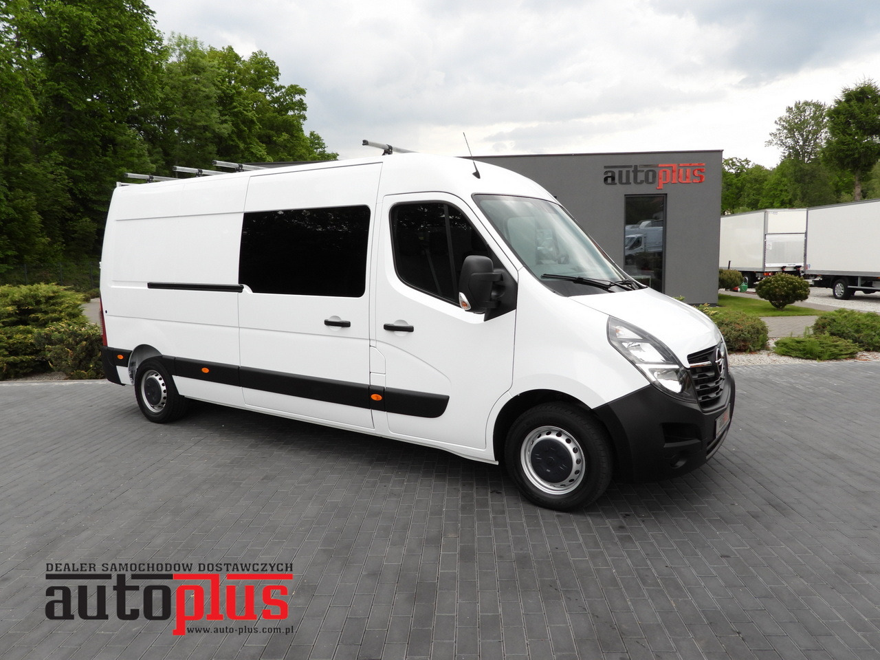 OPEL MOVANO BOX DELIVERY VAN 7 SEATS CRUISE CONTROL LED LIGHTS AIR CONDITIONING 135HP - Товарно комбе: слика 1 OPEL MOVANO BOX DELIVERY VAN 7 SEATS CRUISE CONTROL LED LIGHTS AIR CONDITIONING 135HP - Товарно комбе: слика 1