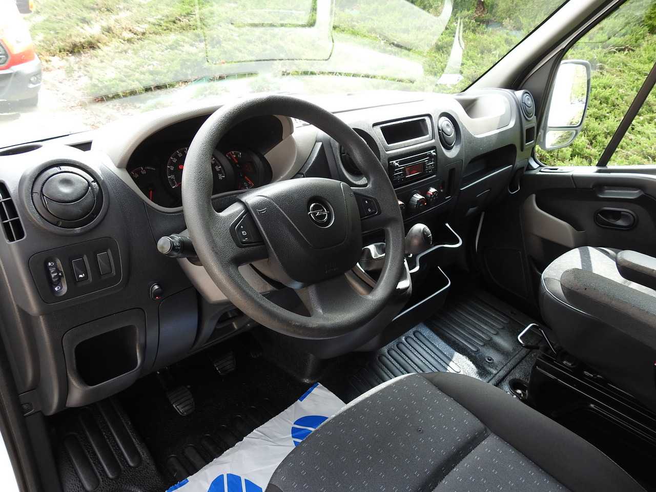 OPEL MOVANO TARPAULIN 8 PALLETS WEBASTO CRUISE CONTROL AIR CONDITIONING PNEUMATICS 170HP - Комбе со церада: слика 2 OPEL MOVANO TARPAULIN 8 PALLETS WEBASTO CRUISE CONTROL AIR CONDITIONING PNEUMATICS 170HP - Комбе со церада: слика 2